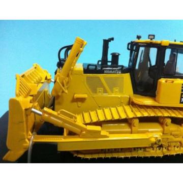 1:50 NEEDLE ROLLER BEARING UH8010  UNIVERSAL  HOBBIES  Komatsu  D155AX-7 Bulldozer w/Ripper Metal Tracks