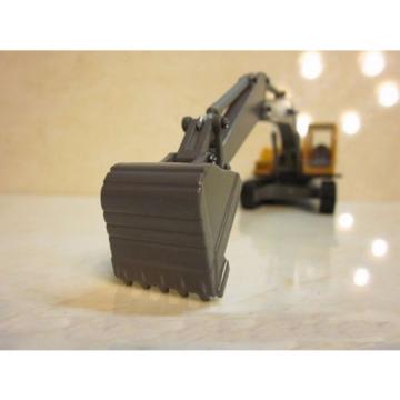 VOLVO EC210 TRACKED EXCAVATOR DIECAST SCALE 1/50 NEW