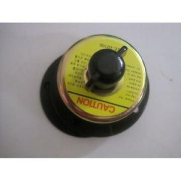 YN57V00002F1 BREATHER ASSY KOBELCO SK200 SK250 SK300 SK120 SK100 SK330 SK450