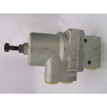 371 029 008 0 WABCO REXROTH  Pneumatic Valve  3/2-Way Poppet Valve